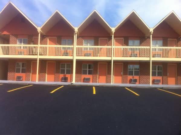 6 Carlisle, Pa - Cumberland Valley 2* Carlisle